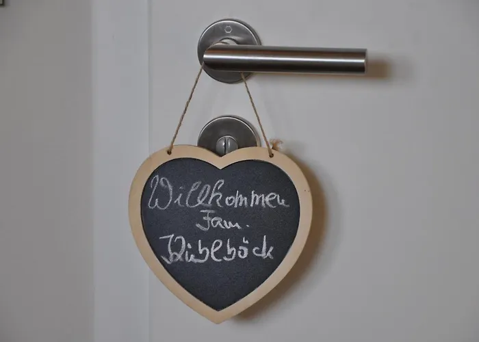 Frankfurt Bed & Breakfast 3*