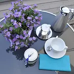 Frankfurt Bed and Breakfast 3*