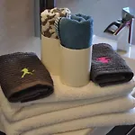 Bed and Breakfast Frankfurt 3*