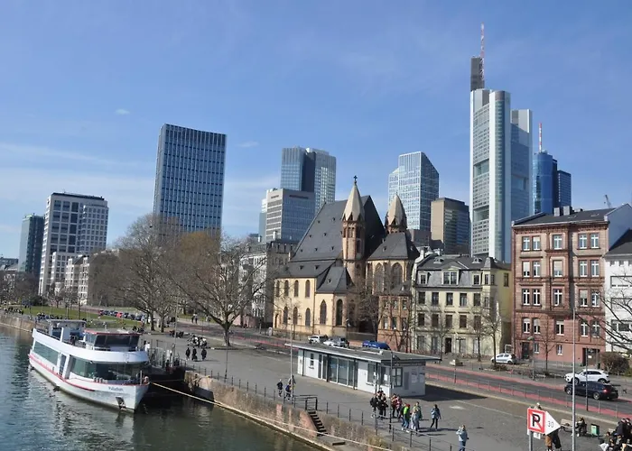 فندق مبيت وإفطار Frankfurt